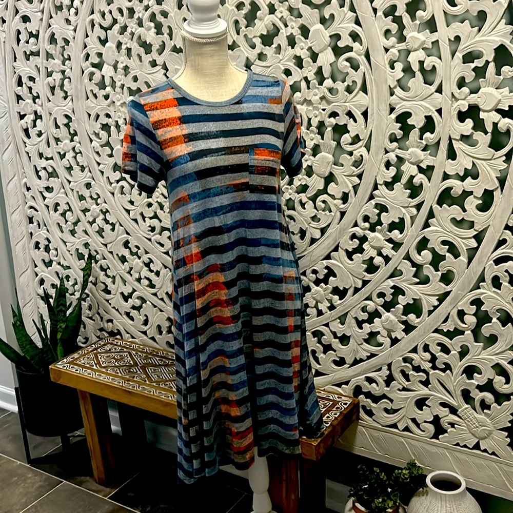 Lularoe Carly dress